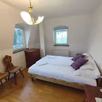 Дом отдыха In 48107