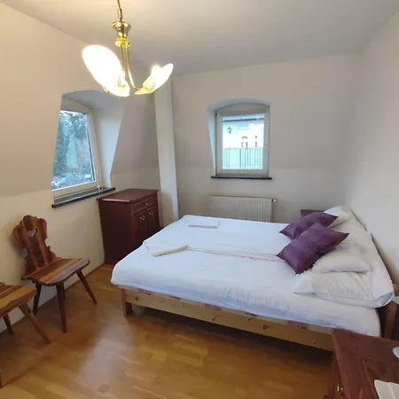 Case de vacanță In 48107